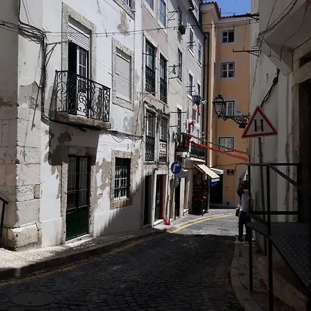 Alfama 23 1 *